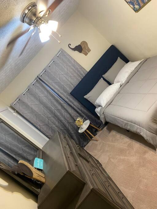 Cheerful 3-Bedroom 3Bath With Fire Pit And Patio ハンプトン エクステリア 写真