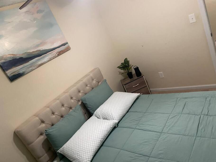 Cheerful 3-Bedroom 3Bath With Fire Pit And Patio ハンプトン エクステリア 写真